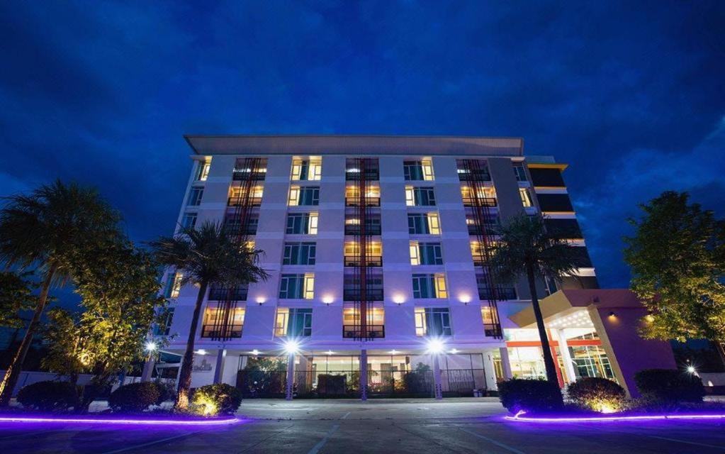 B2 Mae Sot Boutique & Budget Hotel Экстерьер фото